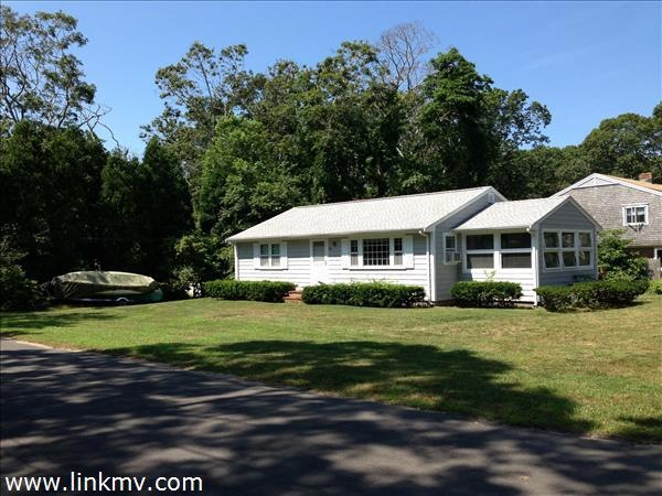 60 Harbor View Ln, Vineyard Haven, MA 02568 - photo 1