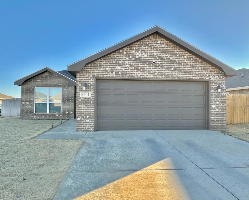 8501 10th Place, Lubbock, Tx 79416 