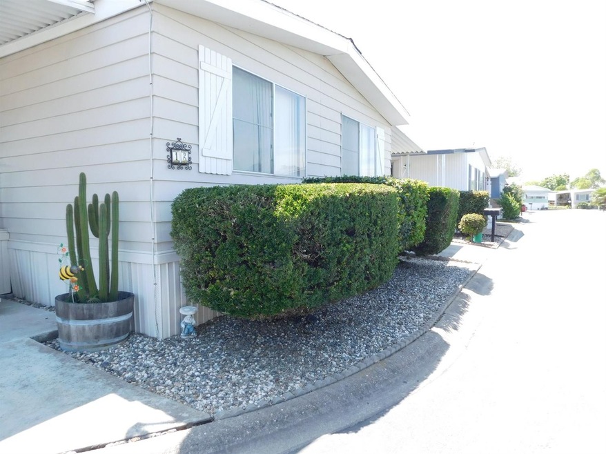 19690 N Highway 99 unit 12, Acampo, CA 95220 - photo 1