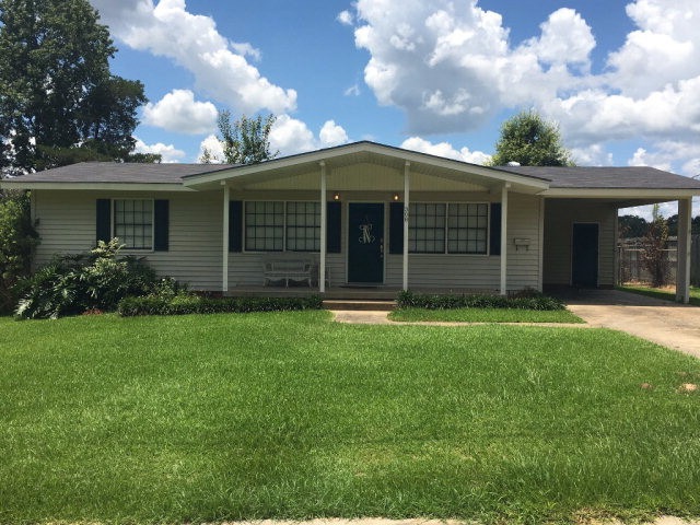 308 Wilson Dr, McComb, MS 39648 - photo 1