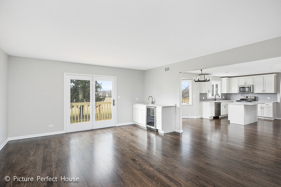 2533 Braddock Dr, Naperville, IL 60565 - photo 1