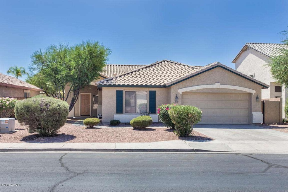 10251_E_Javelina_Ave_01