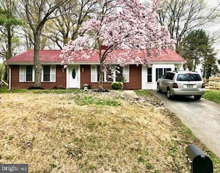 12902 Monroe Ave, Fort Washington, MD 20744 - photo 1