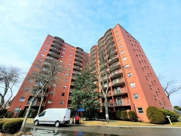 Sagamore Place Condominiums unit 1106, Quincy, MA 02171 - photo 1