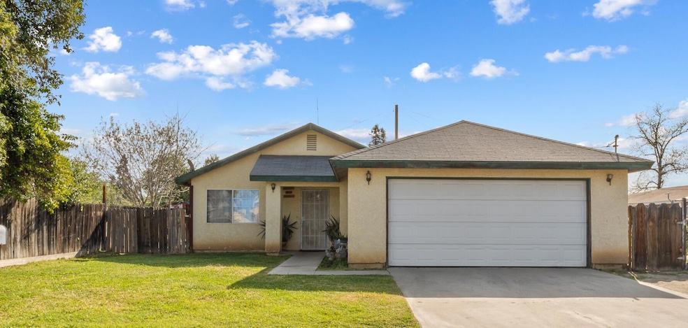 288 N Dwight Ave. Farmersville-34 (edite