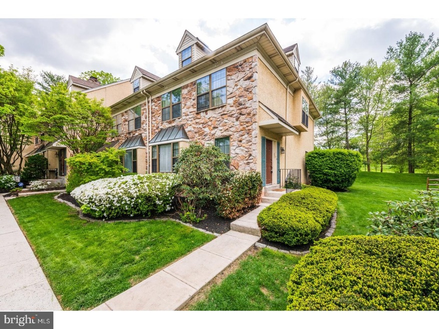 6 Algonquin Ct, Chesterbrook, PA 19087 - photo 1