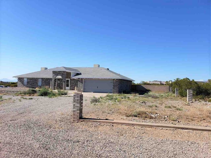 68 S Florida Ave, Alamogordo, NM 88310 - photo 1