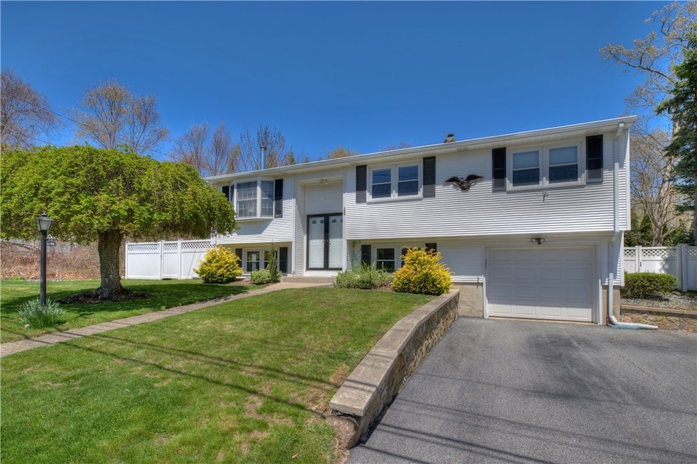 123 South Comstock Parkway