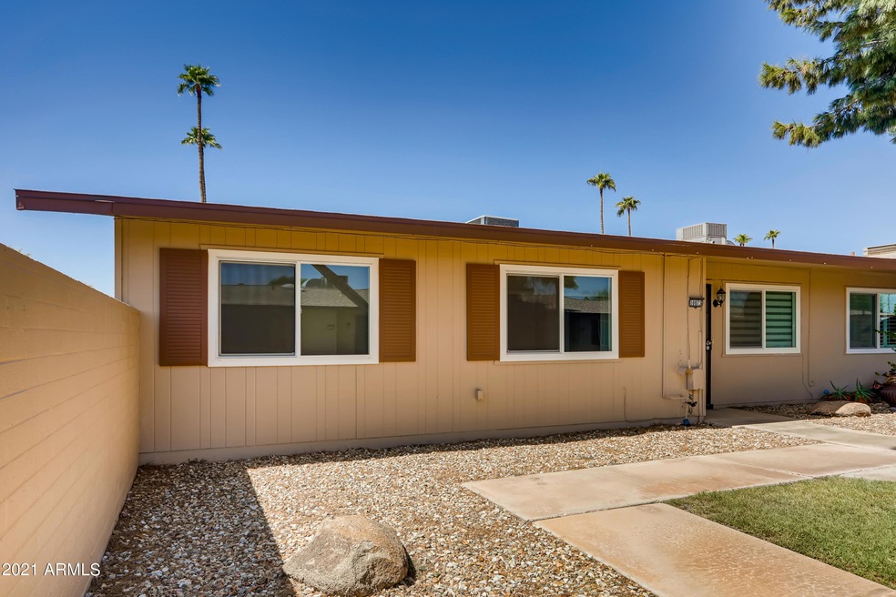 10873 W Santa fe Dr unit 13, Sun City, AZ 85351 - photo 1