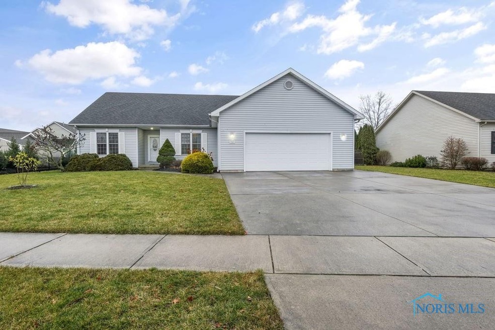 1241 E Lincoln St, Findlay, OH 45840 - photo 1