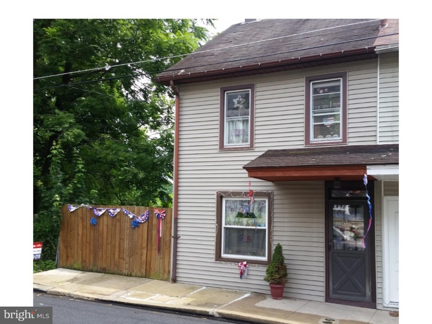 34 E Mohn St, Mohnton, PA 19540 - photo 1