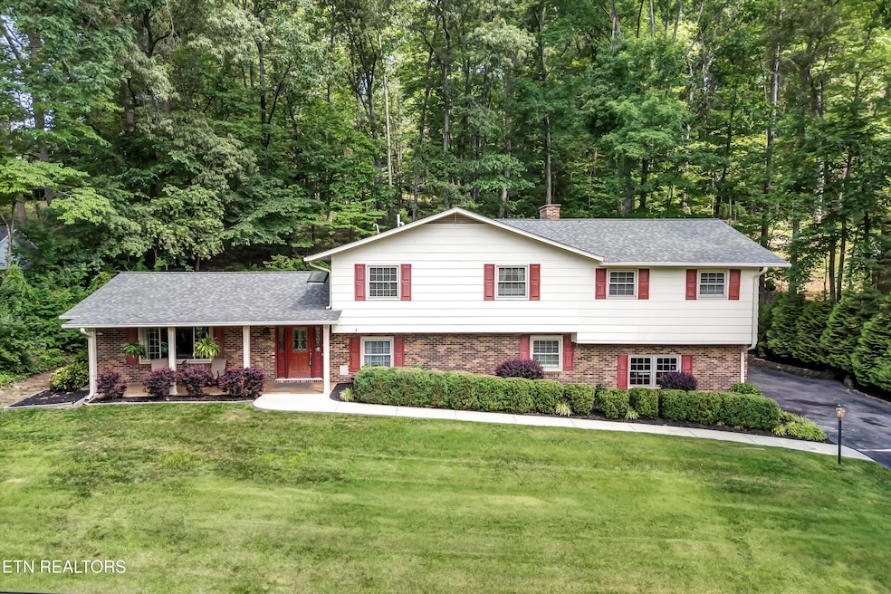 106 Mohawk RD