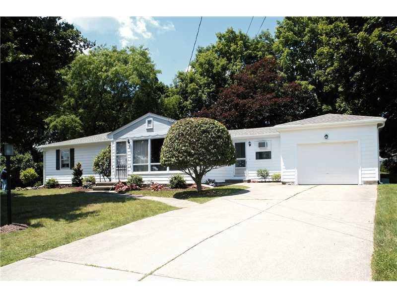 3 Elmhurst Dr, Greenville, RI 02828 - photo 1