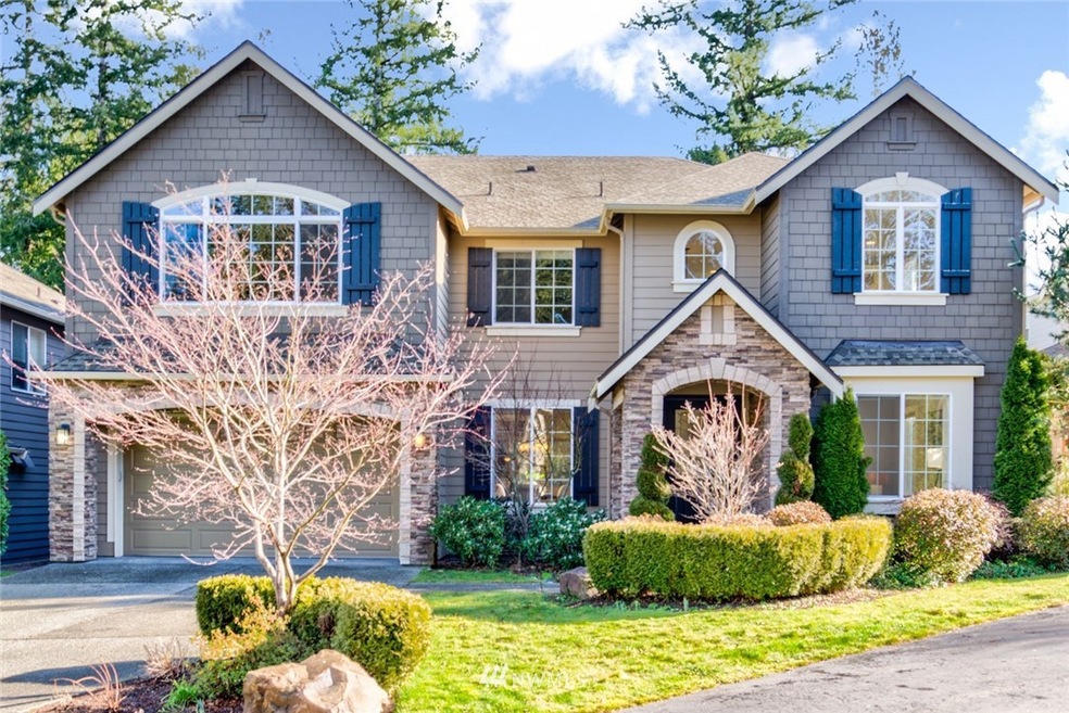 Sold $2,800,000 • Co-Listing Agent