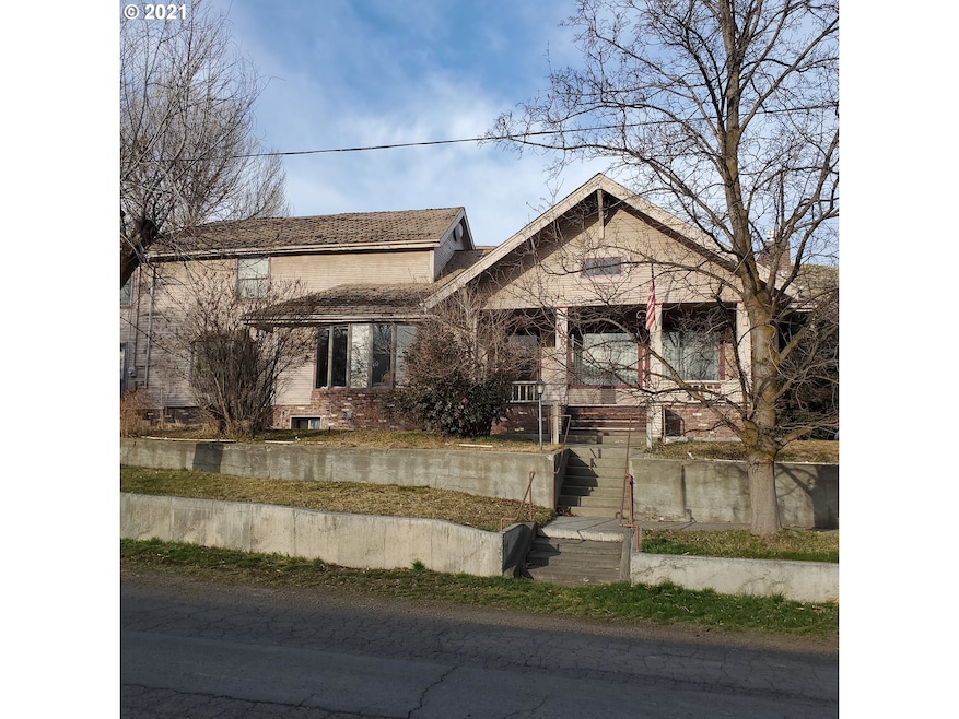 195 N Gale St, Heppner, OR 97836 - photo 1