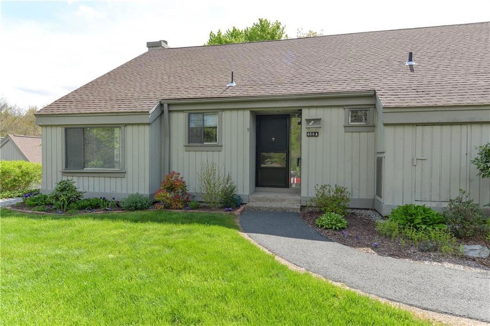 454 Heritage Village unit A, Southbury, CT 06488 - photo 1