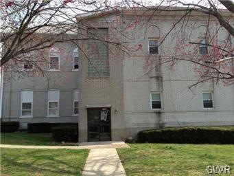 5324 5th St unit D, Whitehall, PA 18052 - photo 1