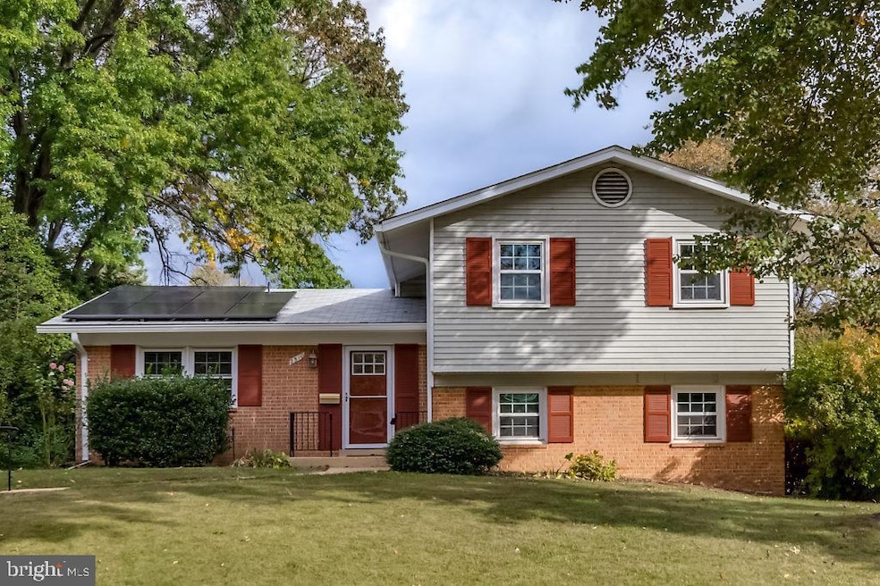 2510 Swift Run St, Vienna, VA 22180 - photo 1