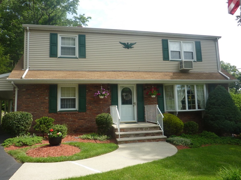 16 Cedar St, Bloomingdale, NJ 07403 - photo 1