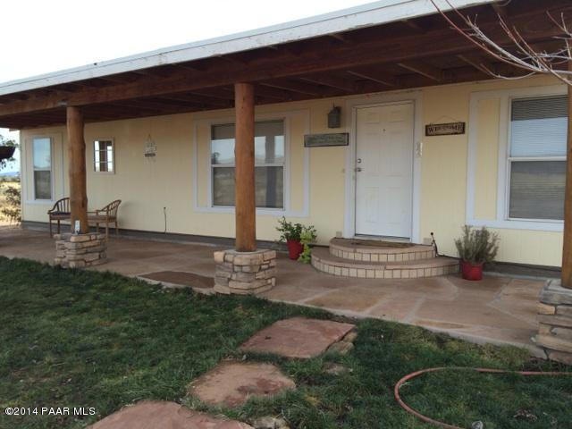 1205 W Antelope Run Rd, Paulden, AZ 86334 - photo 1