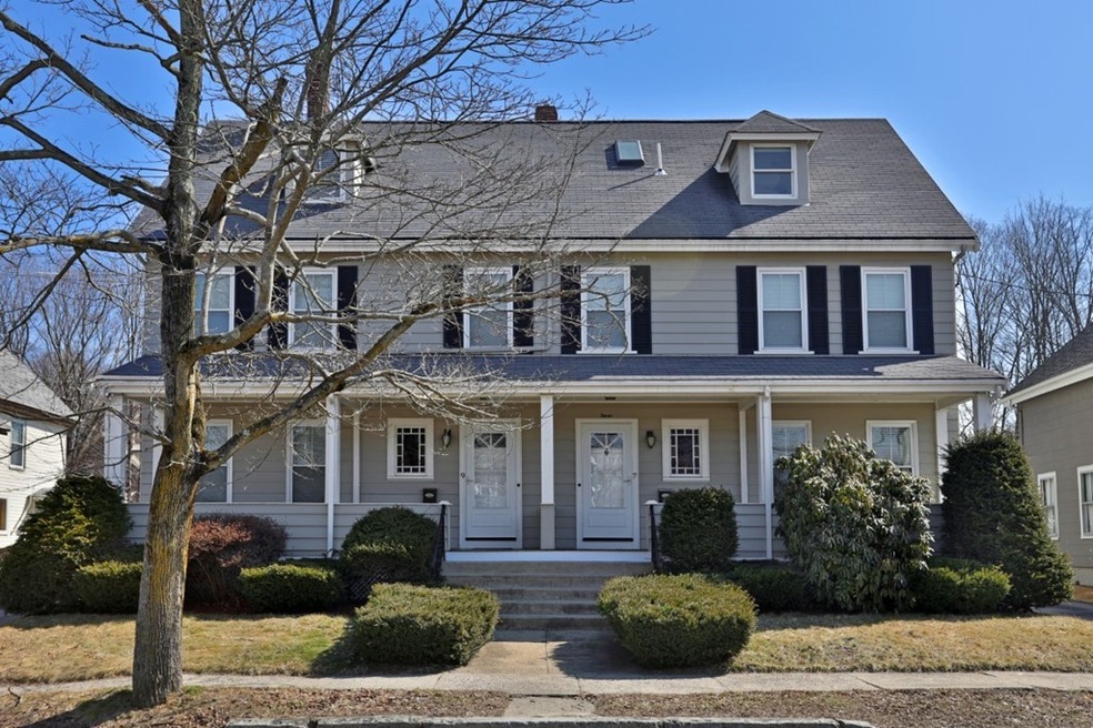 7 Washington St, Stoneham, MA 02180 - photo 1