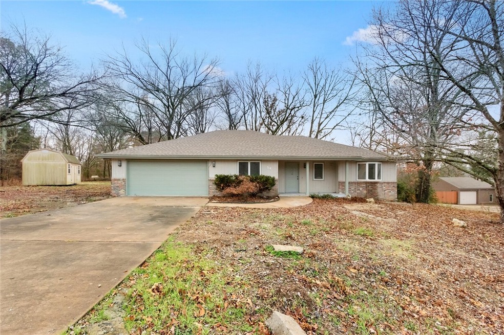 54 Chaucer Dr, Bella Vista, AR 72714 - photo 1