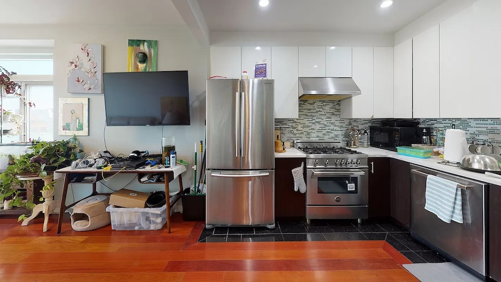 142-38 37th Ave unit 10C, Flushing, NY 11354 - photo 1