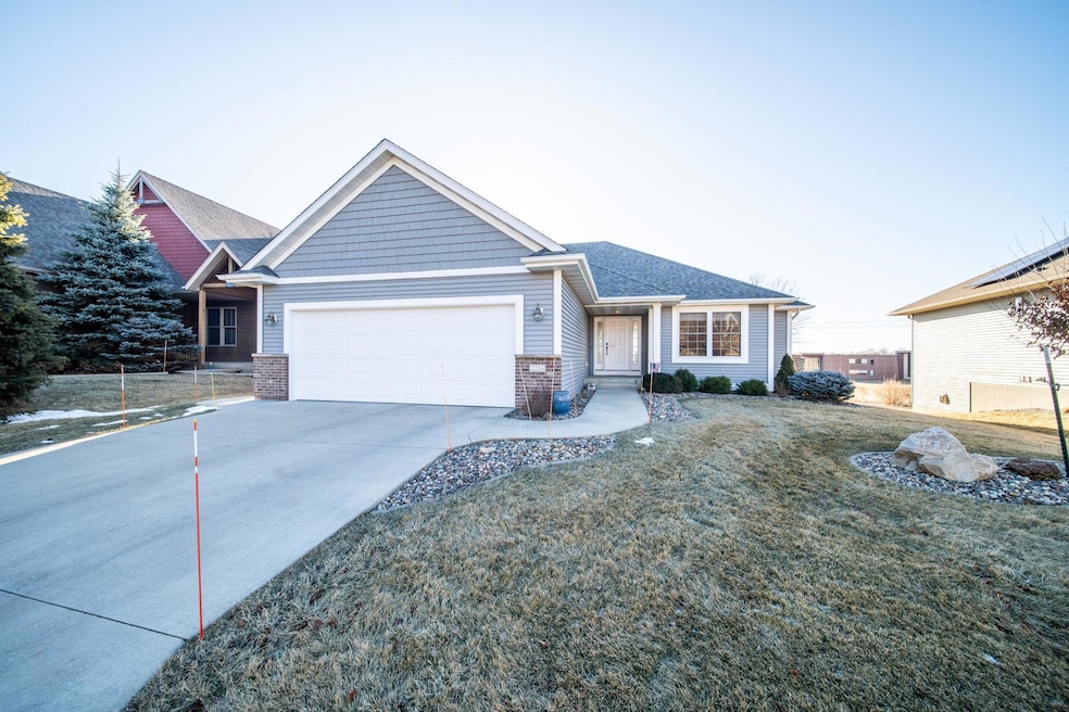 Sold $489,000