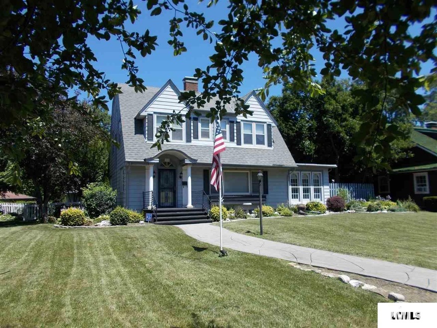 214 Peoria St, Lincoln, IL 62656 - photo 1