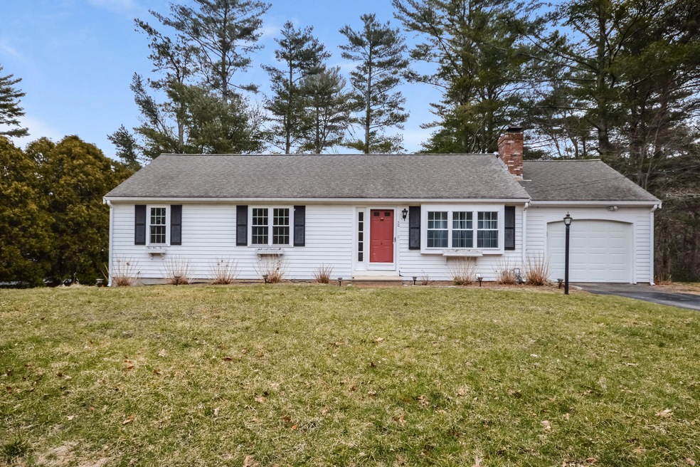001-Front_View-3888647-medium