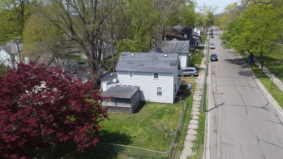 428 S 5th St, Niles, MI 49120 - photo 1