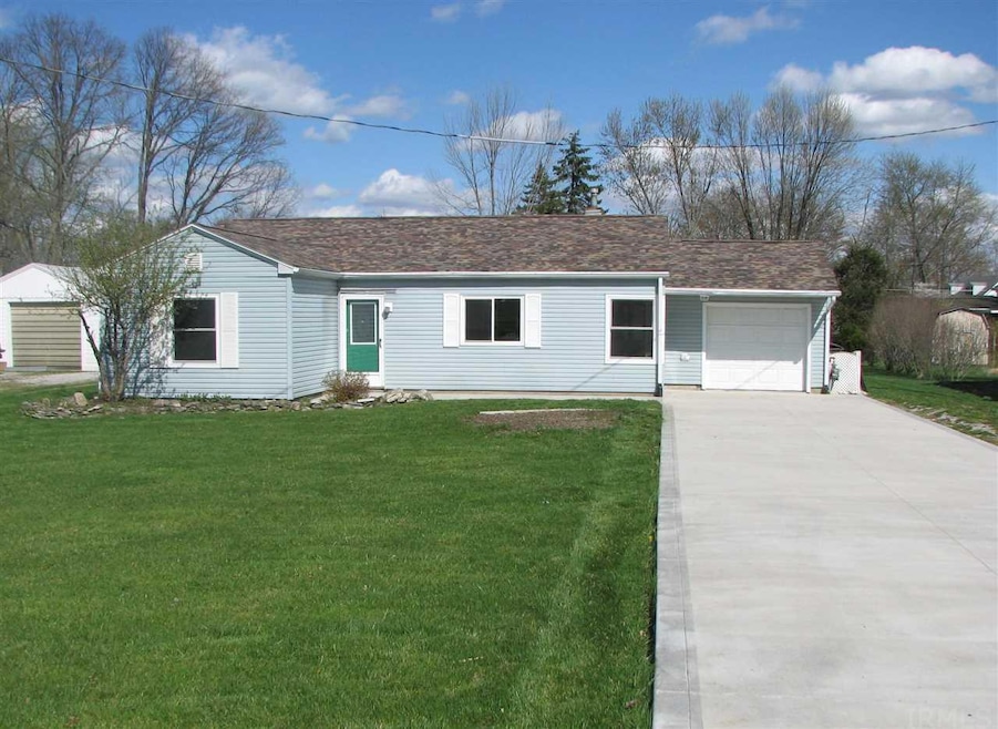 1714 Olladale Dr, Fort Wayne, IN 46808 - photo 1