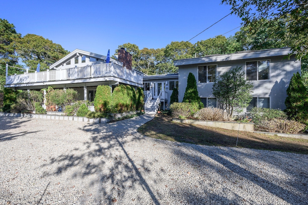 12 N Bournes Pond Rd, East Falmouth, MA 2536 - photo 1