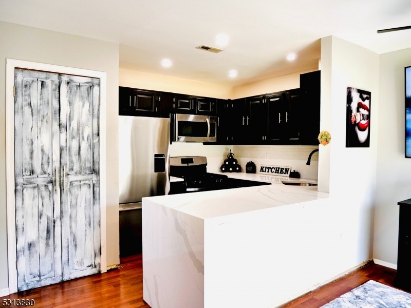 372 Gettysburg Way unit 41H, Lincoln Park, NJ 07035 - photo 1