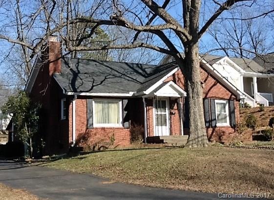 Welcome to 561 Spring St SW