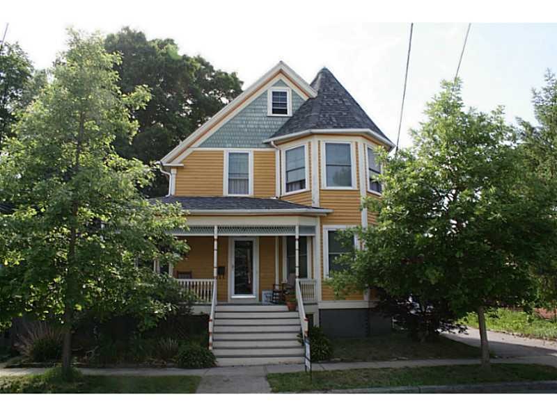 91 Alger Ave, Providence, RI 02907 - photo 1