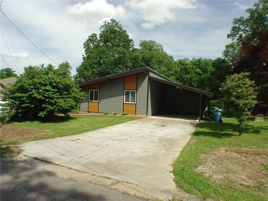 6 Warrington Dr, Bella Vista, AR 72714 - photo 1