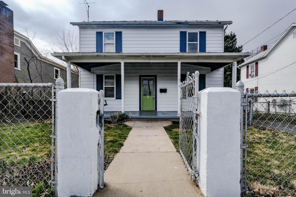 319 Cloud St, Front Royal, VA 22630 - photo 1