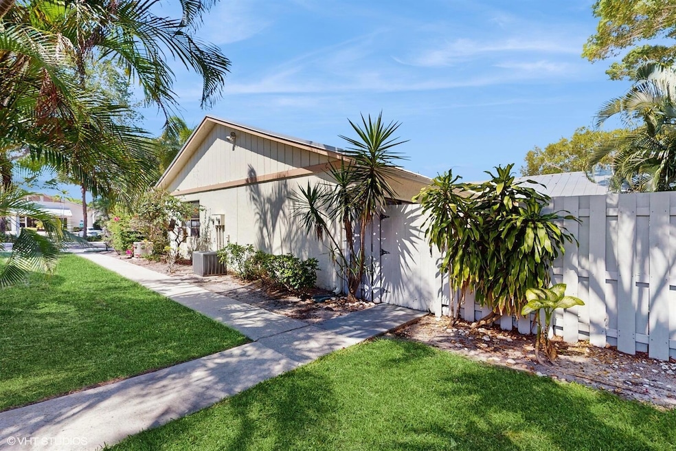 8912 Thumbwood Cir unit C, Boynton Beach, FL 33436 - photo 1