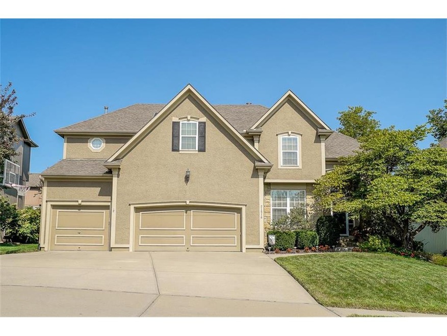 21516 W 99th St, Lenexa, KS 66220 - photo 1