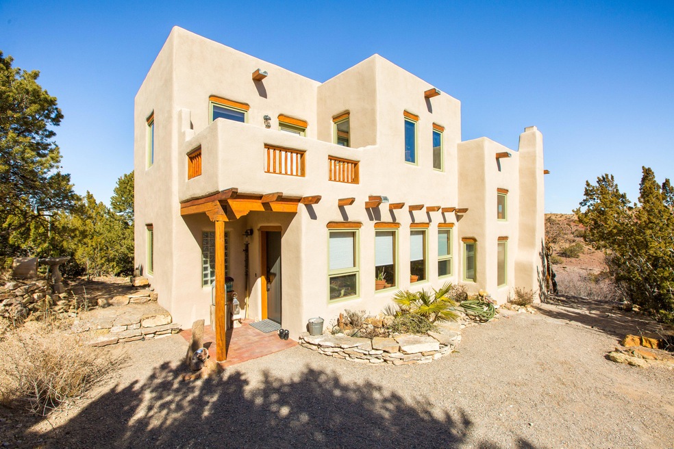 22 Cuchillo de Oro, Placitas, NM 87043 - photo 1