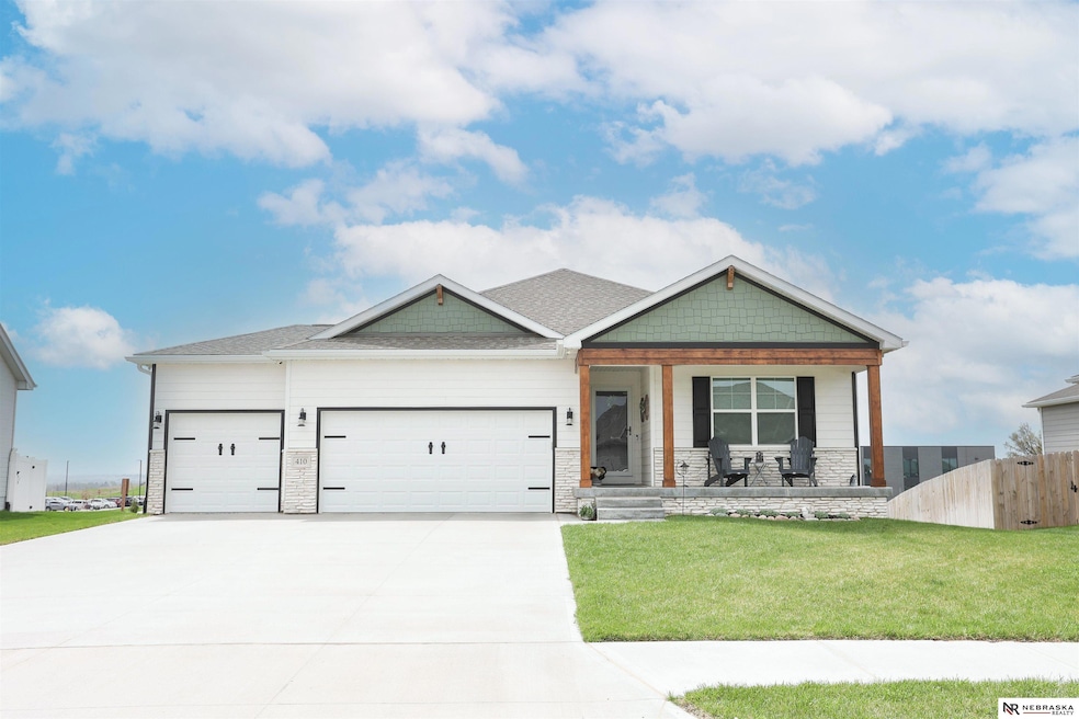 410 N 10th Ave, Springfield, NE 68059 - photo 1