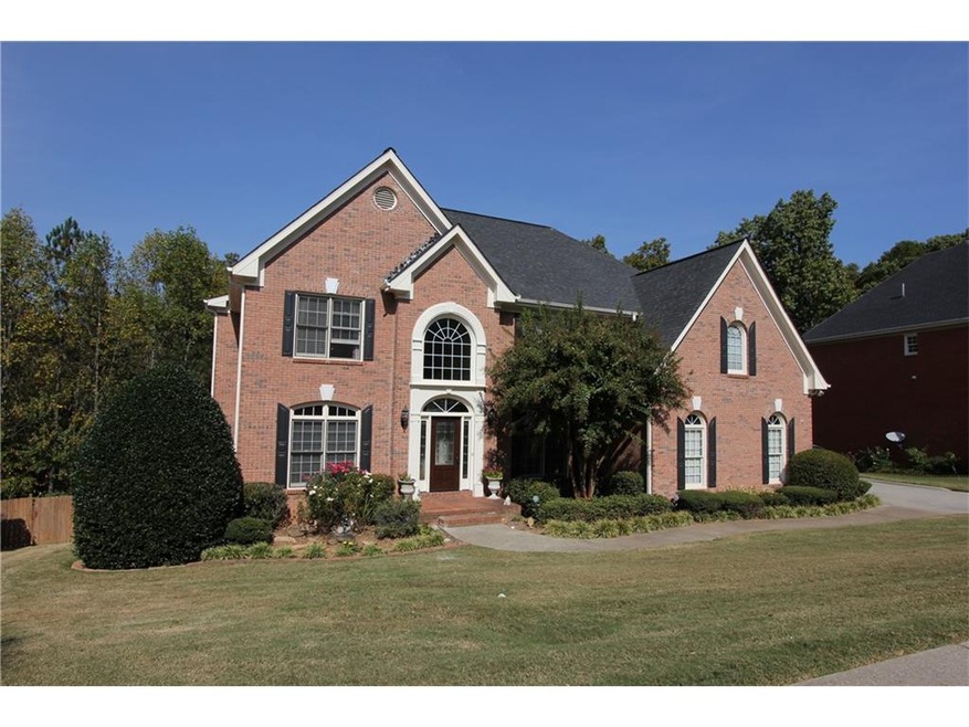 1730 Amberlilly Dr, Alpharetta, GA 30005 - photo 1