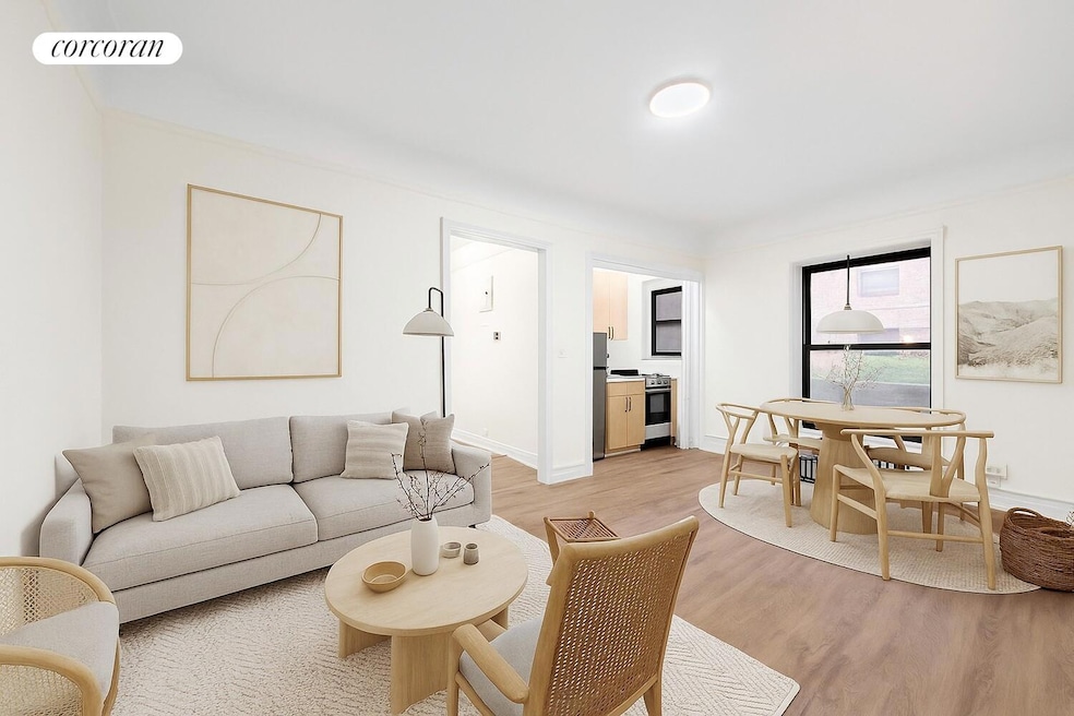 44-14 Newtown Rd unit 1O, Astoria, NY 11103 - photo 1