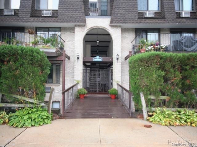 107 Kemeys Ave, Briarcliff Manor, NY 10510 - photo 1