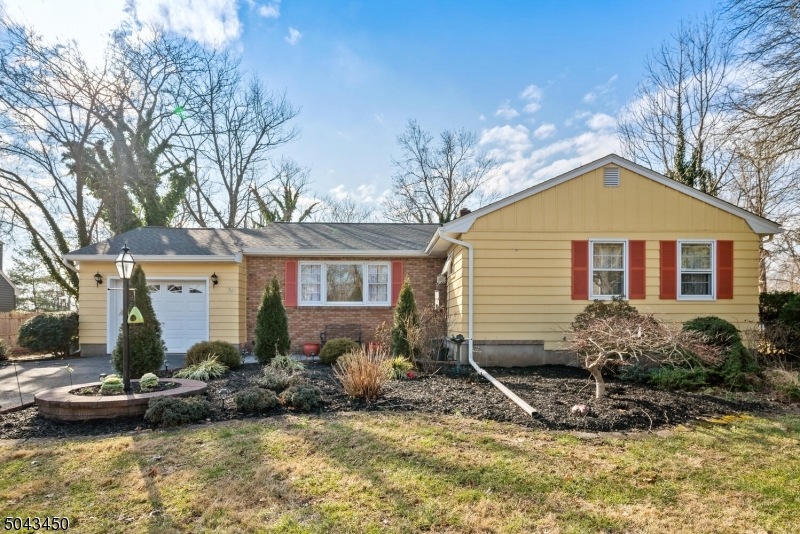 18 Beardslee Rd, Hillsborough, NJ 08844 - photo 1