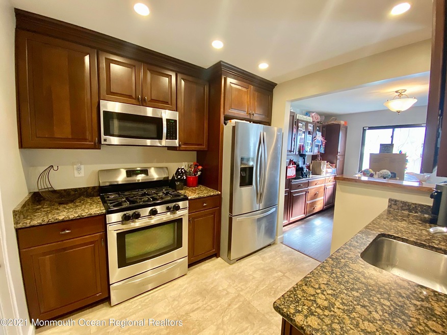6 Stork Ln unit 1000, Howell, NJ 07731 - photo 1