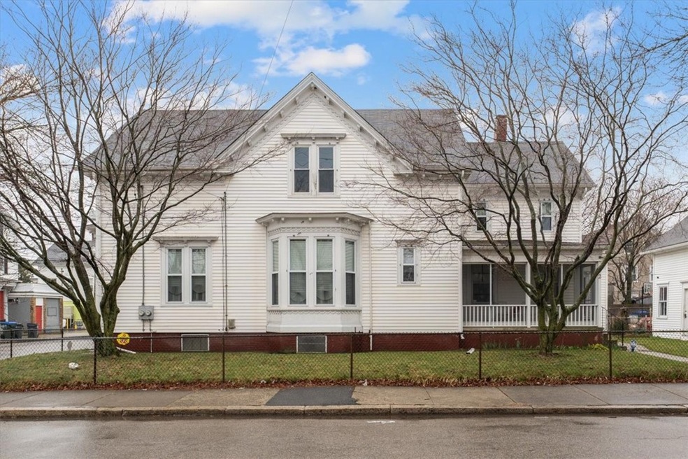 585 Plainfield St unit 2, Providence, RI 02909 - photo 1