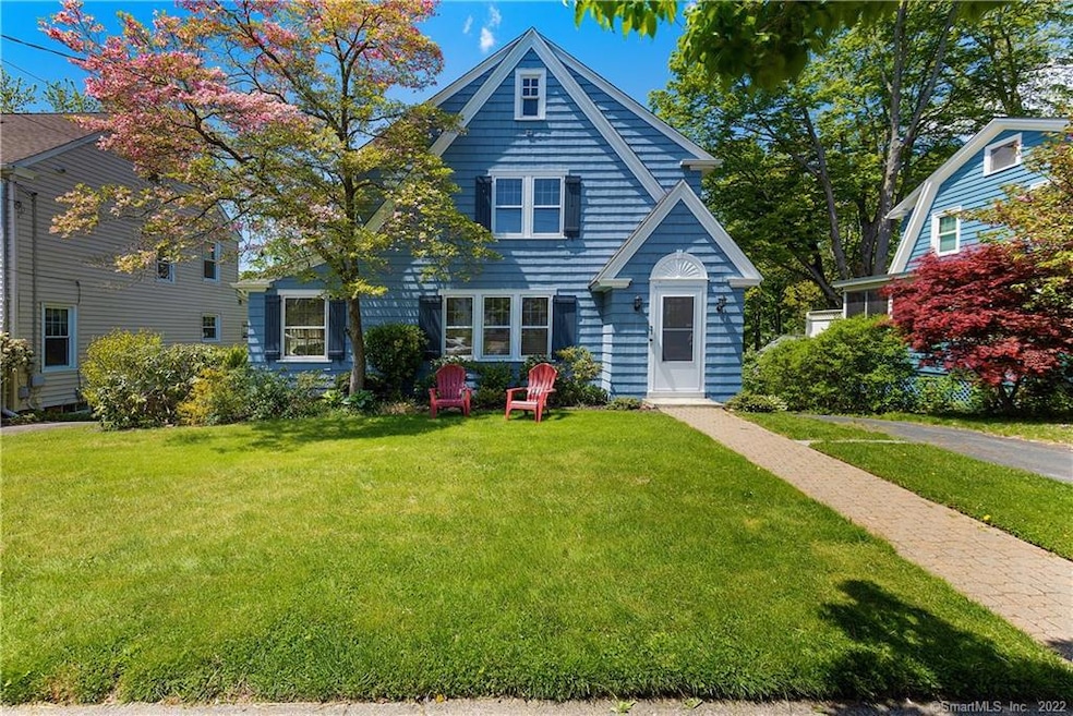 31 Lansdowne Ave, Hamden, CT 06517 - photo 1