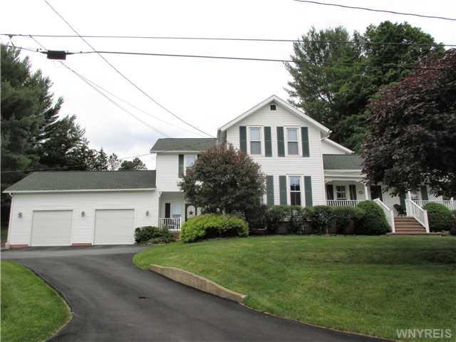 Exterior Front Tastefully appointed 3100 sq ft Col